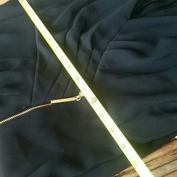 Ivanka Trump  elegant  dress - Picture 8 of 8